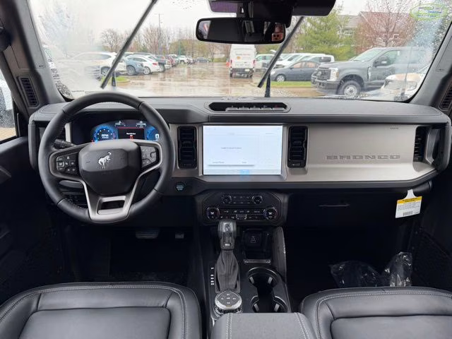 2026 Oxford White Ford Bronco Outer Banks 4X4 SUV