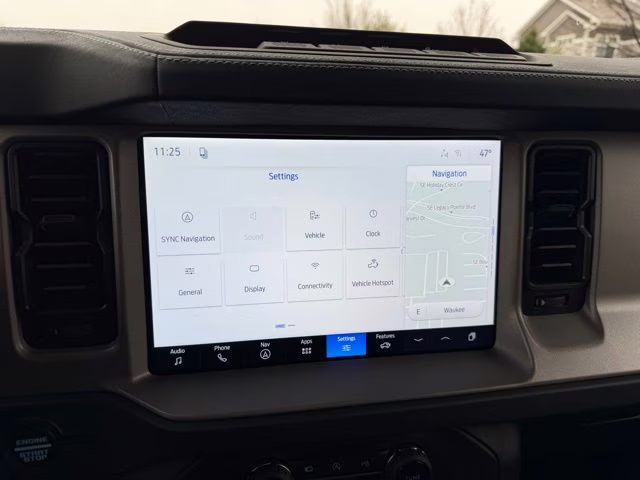 2026 Oxford White Ford Bronco Outer Banks 4X4 SUV