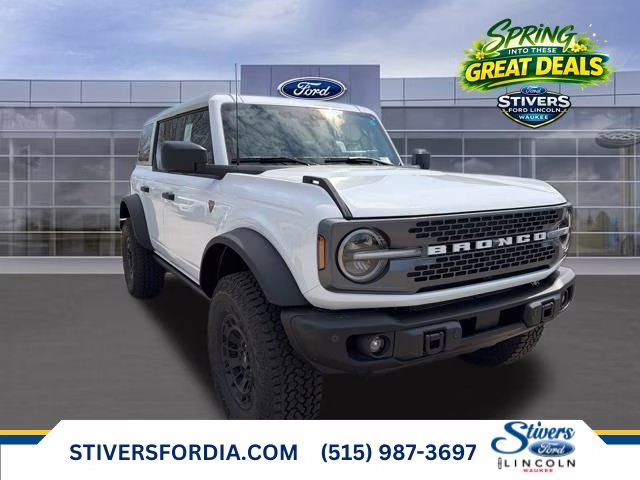 2026 Oxford White Ford Bronco Badlands 4X4 SUV