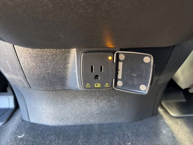 2026 Glacier Gray Metallic Tri-Coat Ford Expedition Active 4X4 SUV