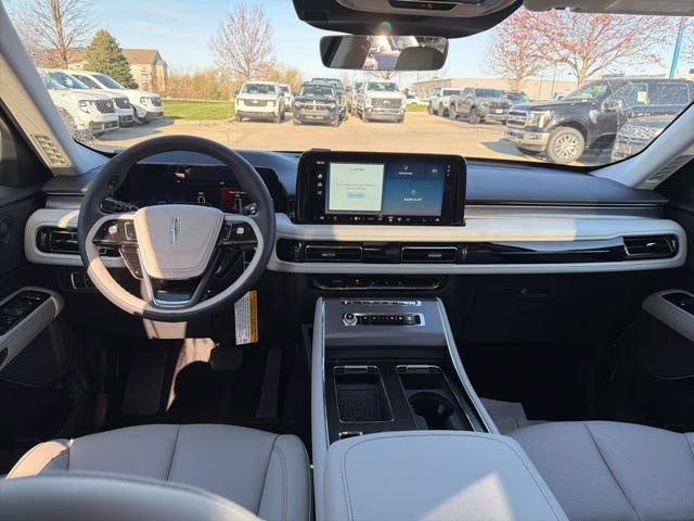 2026 Infinite Black Metallic Clearcoat Lincoln Aviator Premiere AWD SUV
