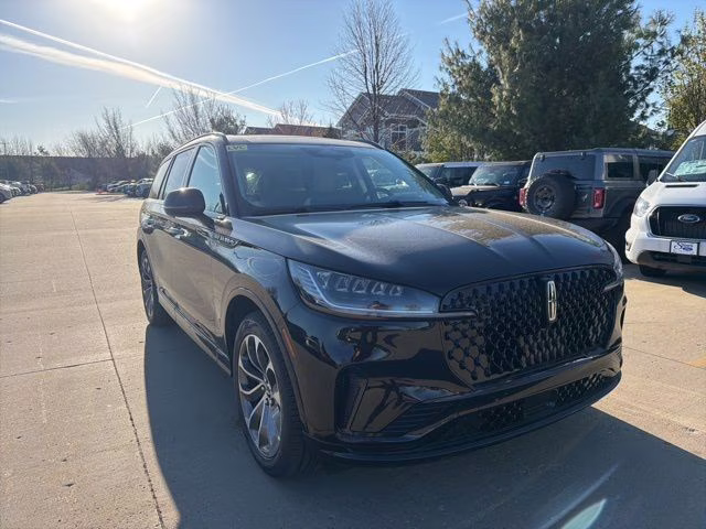 2026 Infinite Black Metallic Clearcoat Lincoln Aviator Premiere AWD SUV