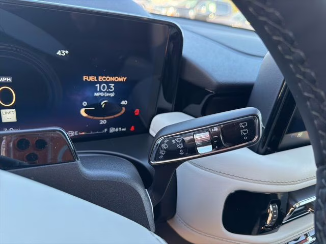 2026 Infinite Black Metallic Clearcoat Lincoln Aviator Premiere AWD SUV