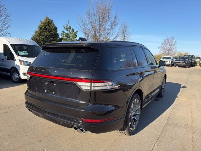 2026 Infinite Black Metallic Clearcoat Lincoln Aviator Premiere AWD SUV