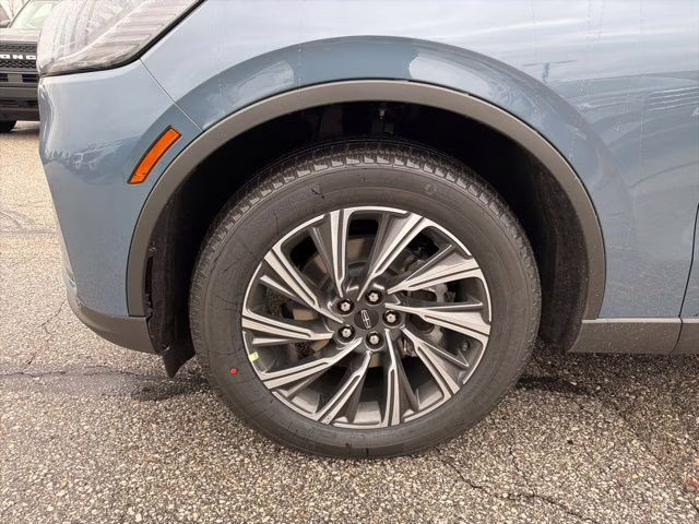 2026 Whisper Blue Metallic Clearcoat Lincoln Aviator Premiere AWD SUV