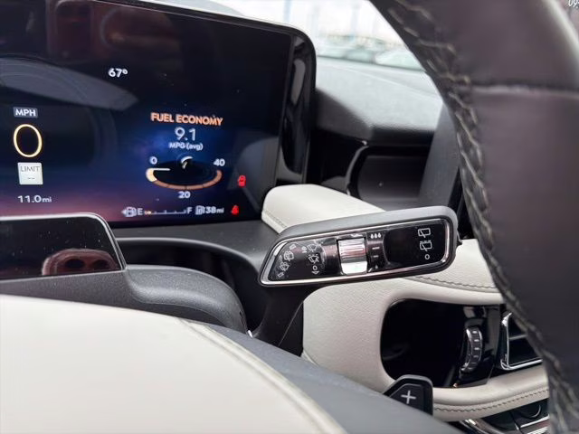 2026 Whisper Blue Metallic Clearcoat Lincoln Aviator Premiere AWD SUV