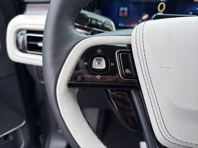 2026 Whisper Blue Metallic Clearcoat Lincoln Aviator Premiere AWD SUV