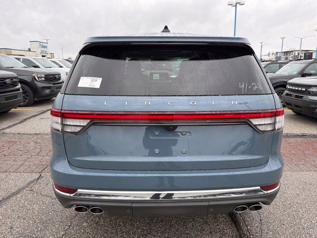 2026 Whisper Blue Metallic Clearcoat Lincoln Aviator Premiere AWD SUV