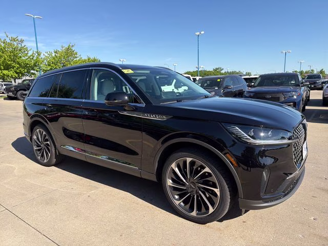 2026 Infinite Black Metallic Clearcoat Lincoln Aviator Reserve AWD SUV