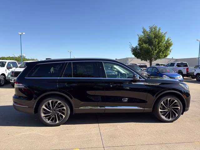 2026 Infinite Black Metallic Clearcoat Lincoln Aviator Reserve AWD SUV