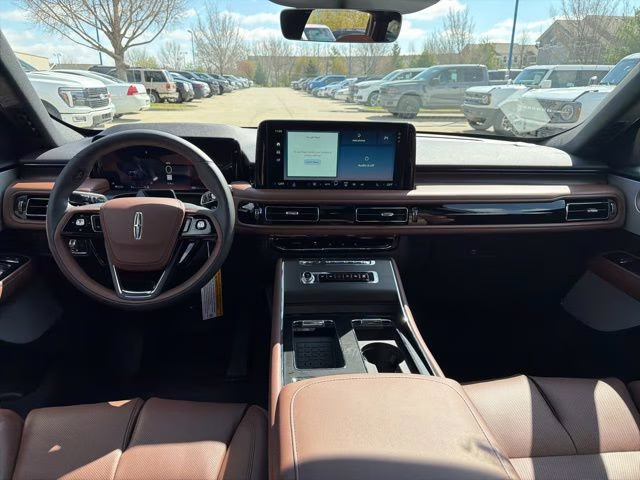 2026 Infinite Black Metallic Clearcoat Lincoln Aviator Reserve AWD SUV