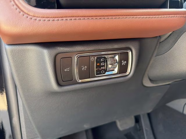 2026 Infinite Black Metallic Clearcoat Lincoln Aviator Reserve AWD SUV