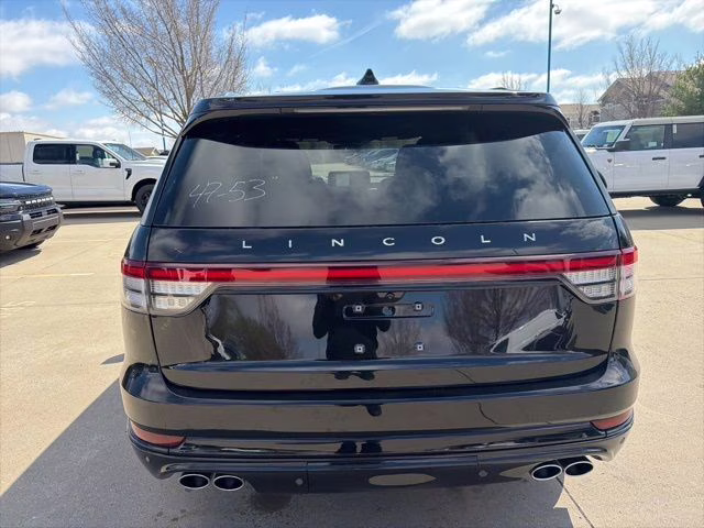 2026 Infinite Black Metallic Clearcoat Lincoln Aviator Reserve AWD SUV