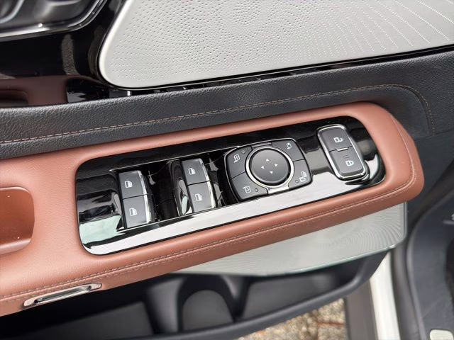 2026 Pristine White Metallic Tri-Coat Lincoln Aviator Reserve AWD SUV