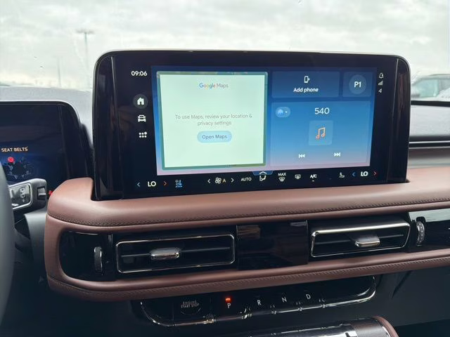 2026 Pristine White Metallic Tri-Coat Lincoln Aviator Reserve AWD SUV