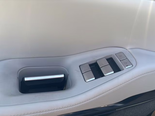 2026 Infinite Black Metallic Clearcoat Lincoln Navigator L Reserve 4X4 SUV