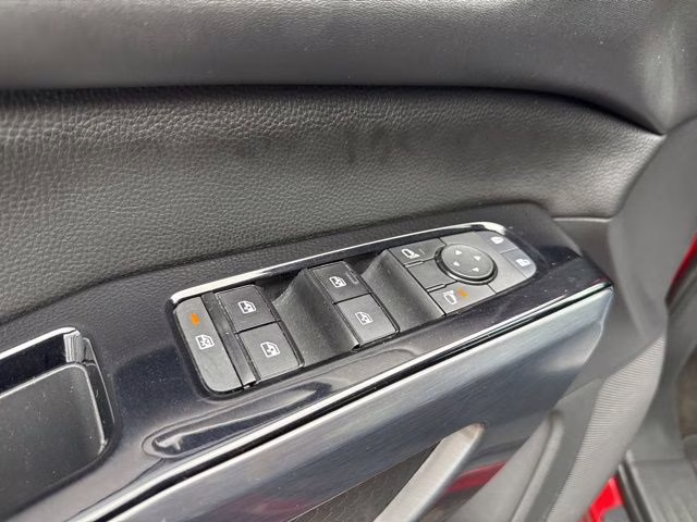 2023 Scarlet Ember Tintcoat Nissan Pathfinder SL 4X4 SUV