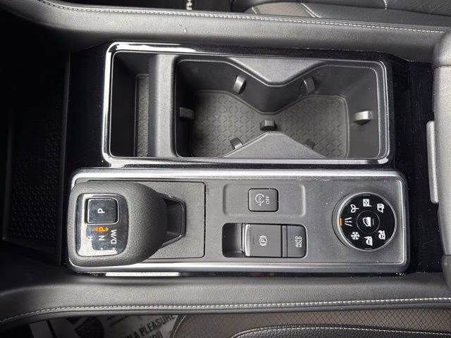 2023 Scarlet Ember Tintcoat Nissan Pathfinder SL 4X4 SUV