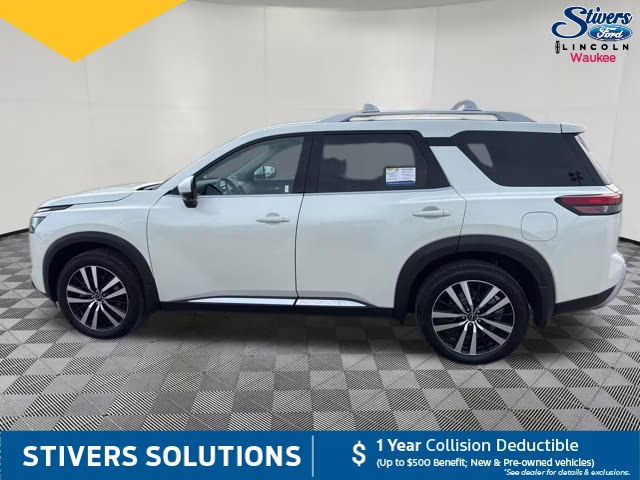 2024 Pearl White Tricoat Nissan Pathfinder Platinum 4X4 SUV