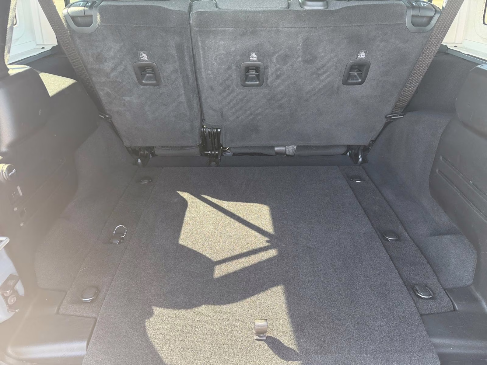 2024 Anvil Clear Coat Jeep Wrangler Sport S 4X4 SUV