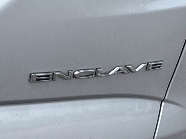 2019 Quicksilver Metallic Buick Enclave Essence FWD SUV