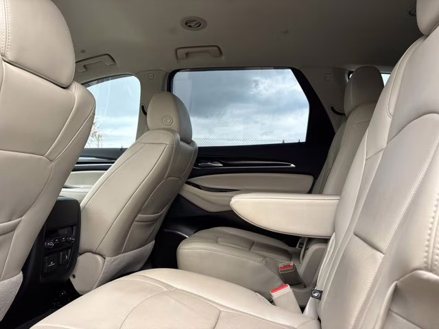 2019 Quicksilver Metallic Buick Enclave Essence FWD SUV