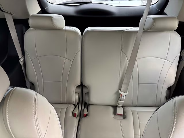 2019 Quicksilver Metallic Buick Enclave Essence FWD SUV