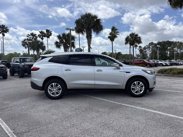 2019 Quicksilver Metallic Buick Enclave Essence FWD SUV