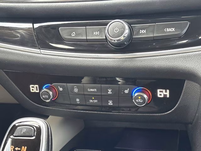 2019 Quicksilver Metallic Buick Enclave Essence FWD SUV