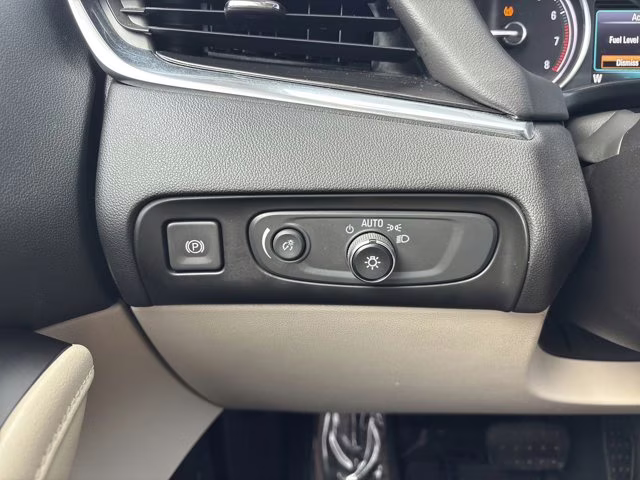 2019 Quicksilver Metallic Buick Enclave Essence FWD SUV