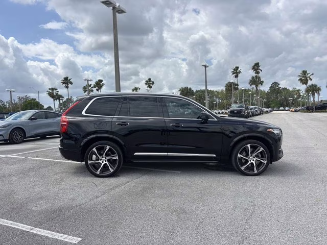 2017 Onyx Black Metallic Volvo XC90 T8 Inscription AWD SUV