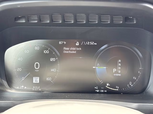 2017 Onyx Black Metallic Volvo XC90 T8 Inscription AWD SUV