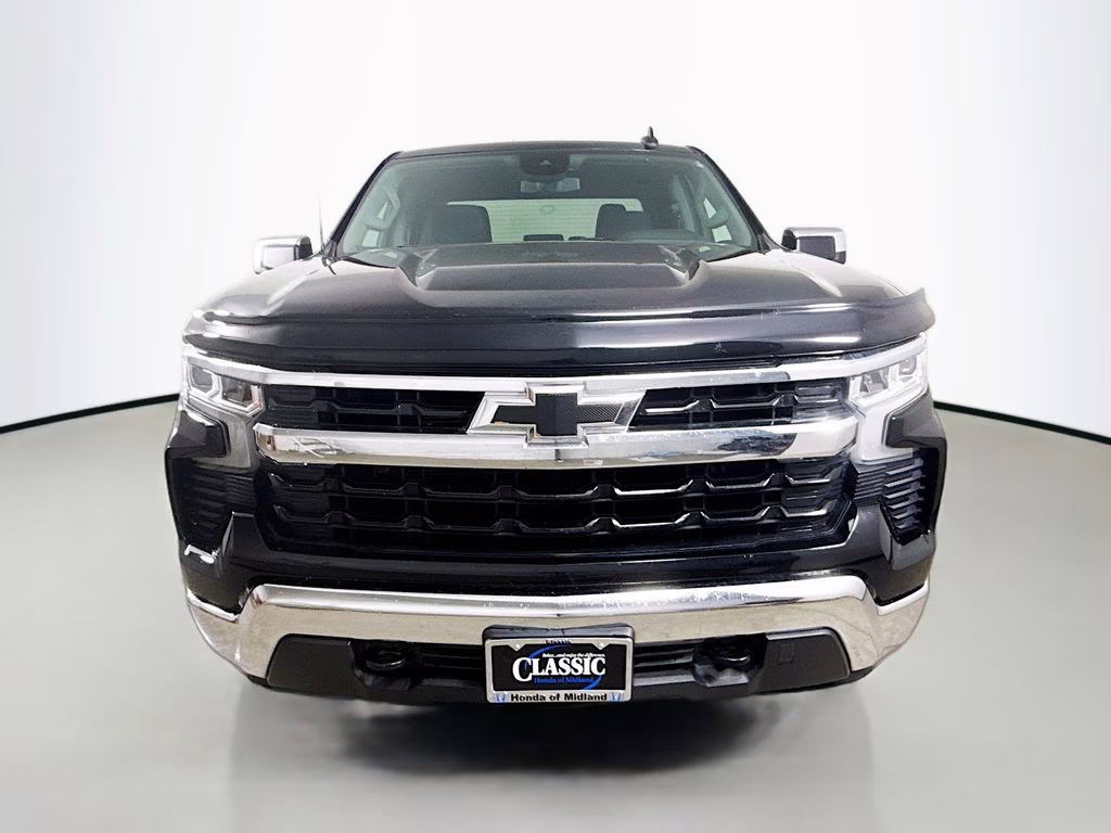 2022 Black Chevrolet Silverado 1500 LT 4X4 Truck