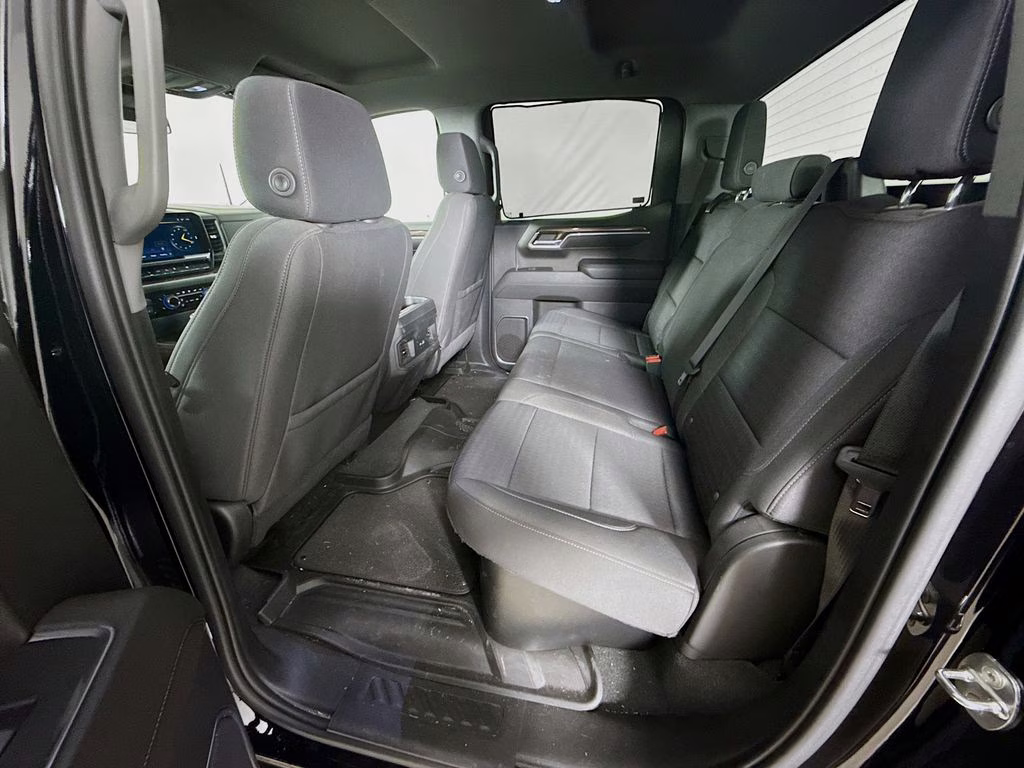 2022 Black Chevrolet Silverado 1500 LT 4X4 Truck