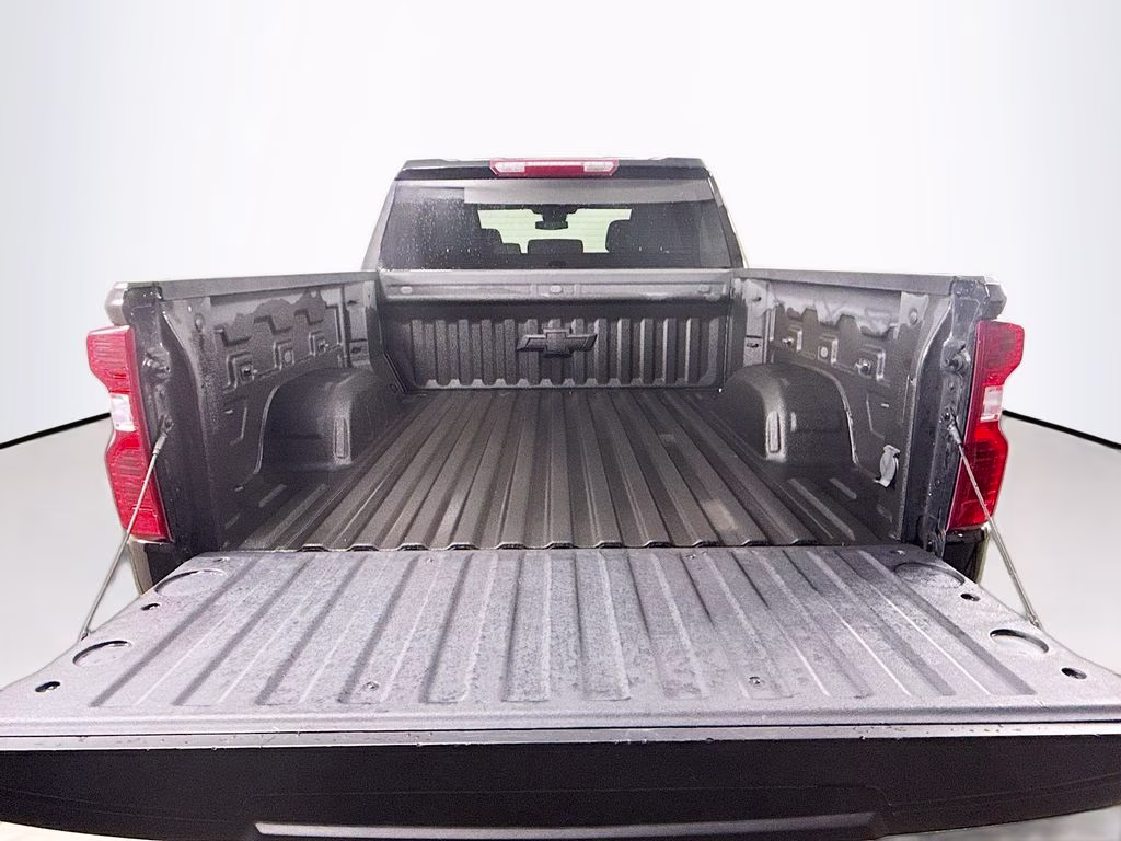 2022 Black Chevrolet Silverado 1500 LT 4X4 Truck
