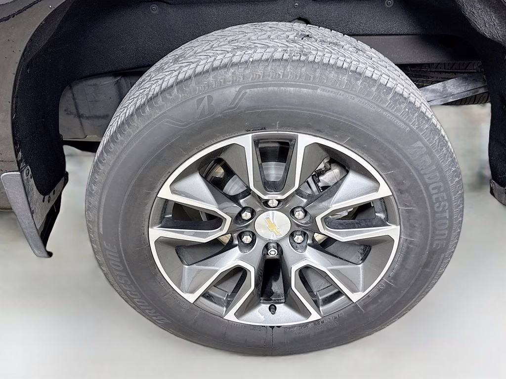 2022 Black Chevrolet Silverado 1500 LT 4X4 Truck