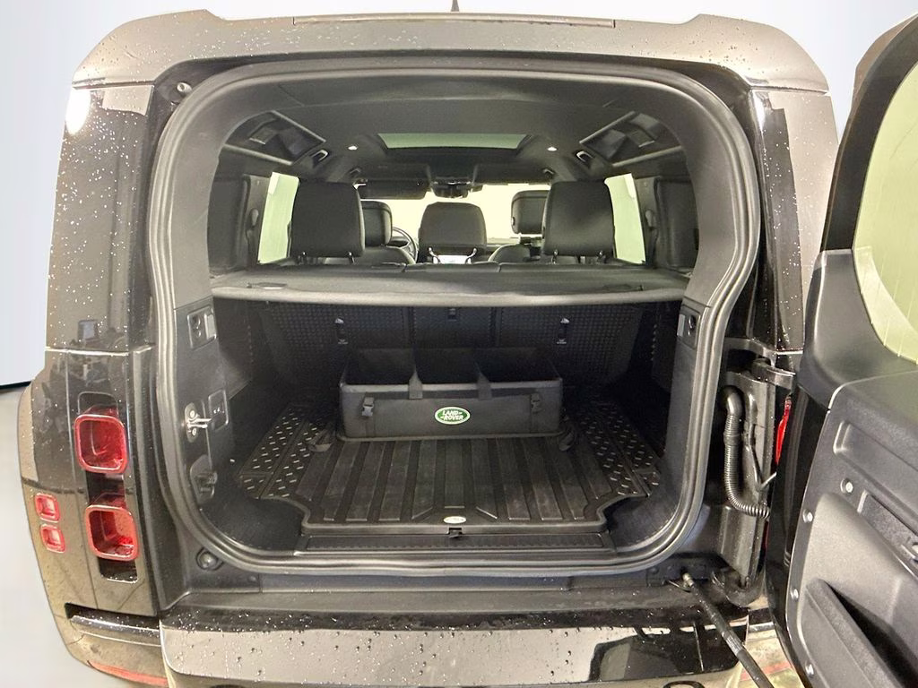 2024 Black Land Rover Defender 110 X-Dynamic SE AWD SUV