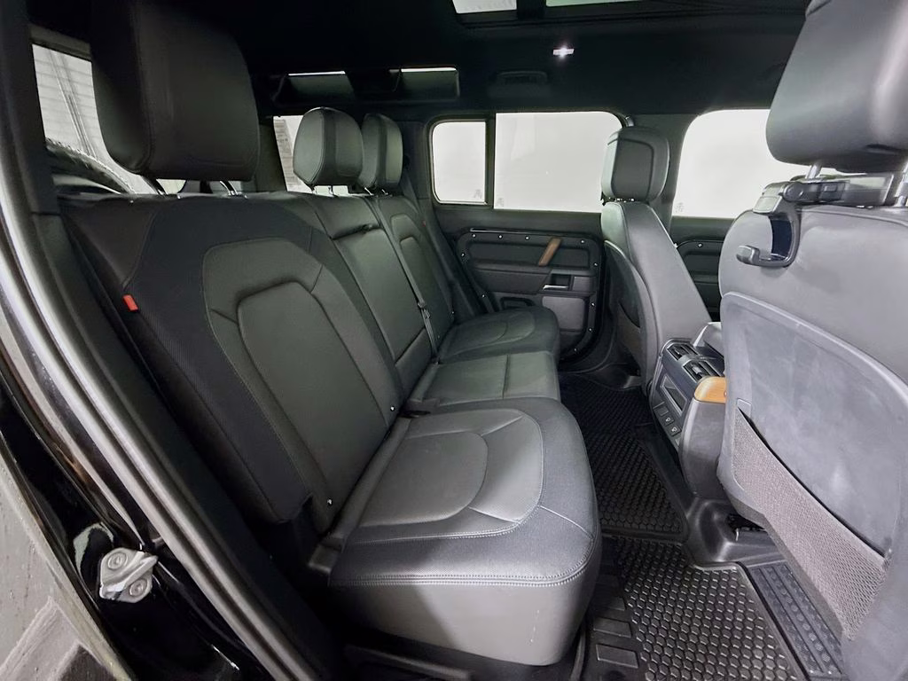 2024 Black Land Rover Defender 110 X-Dynamic SE AWD SUV