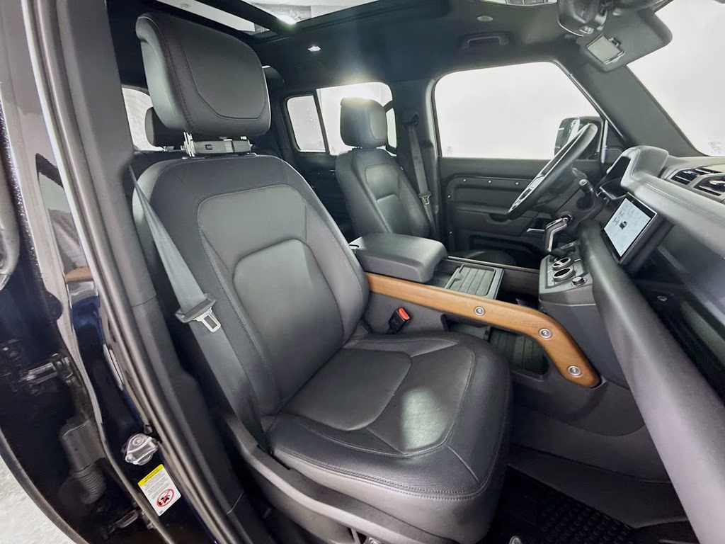 2024 Black Land Rover Defender 110 X-Dynamic SE AWD SUV