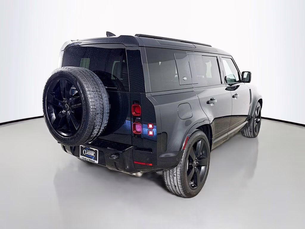 2024 Black Land Rover Defender 110 X-Dynamic SE AWD SUV