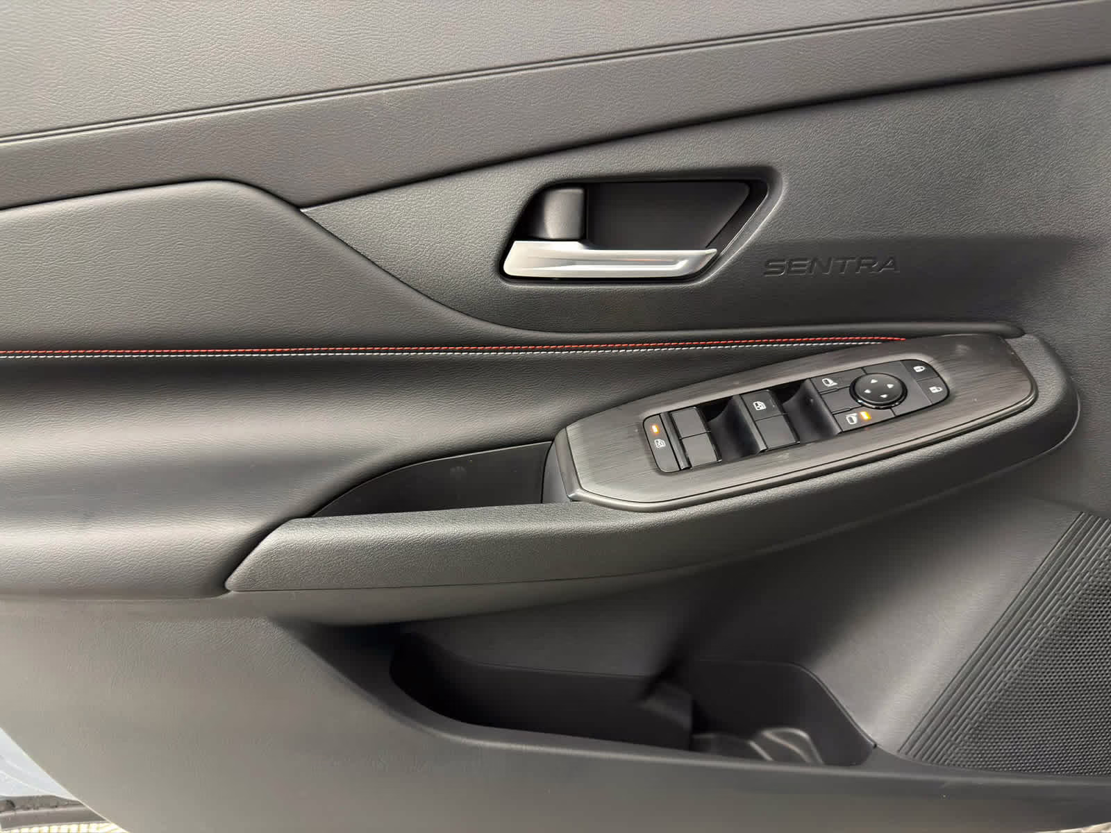 2026 Atlantic Gray Metallic/Super Black Nissan Sentra SR FWD Sedan