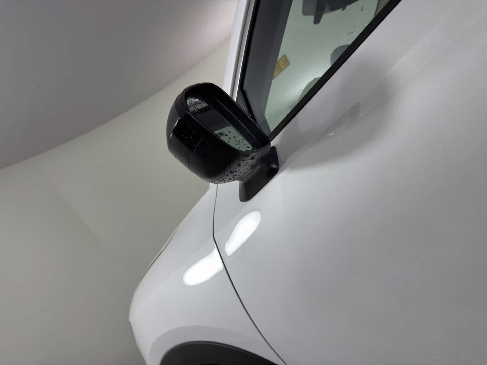 2026 Aspen White Tricoat/Super Black Nissan Kicks SV FWD SUV