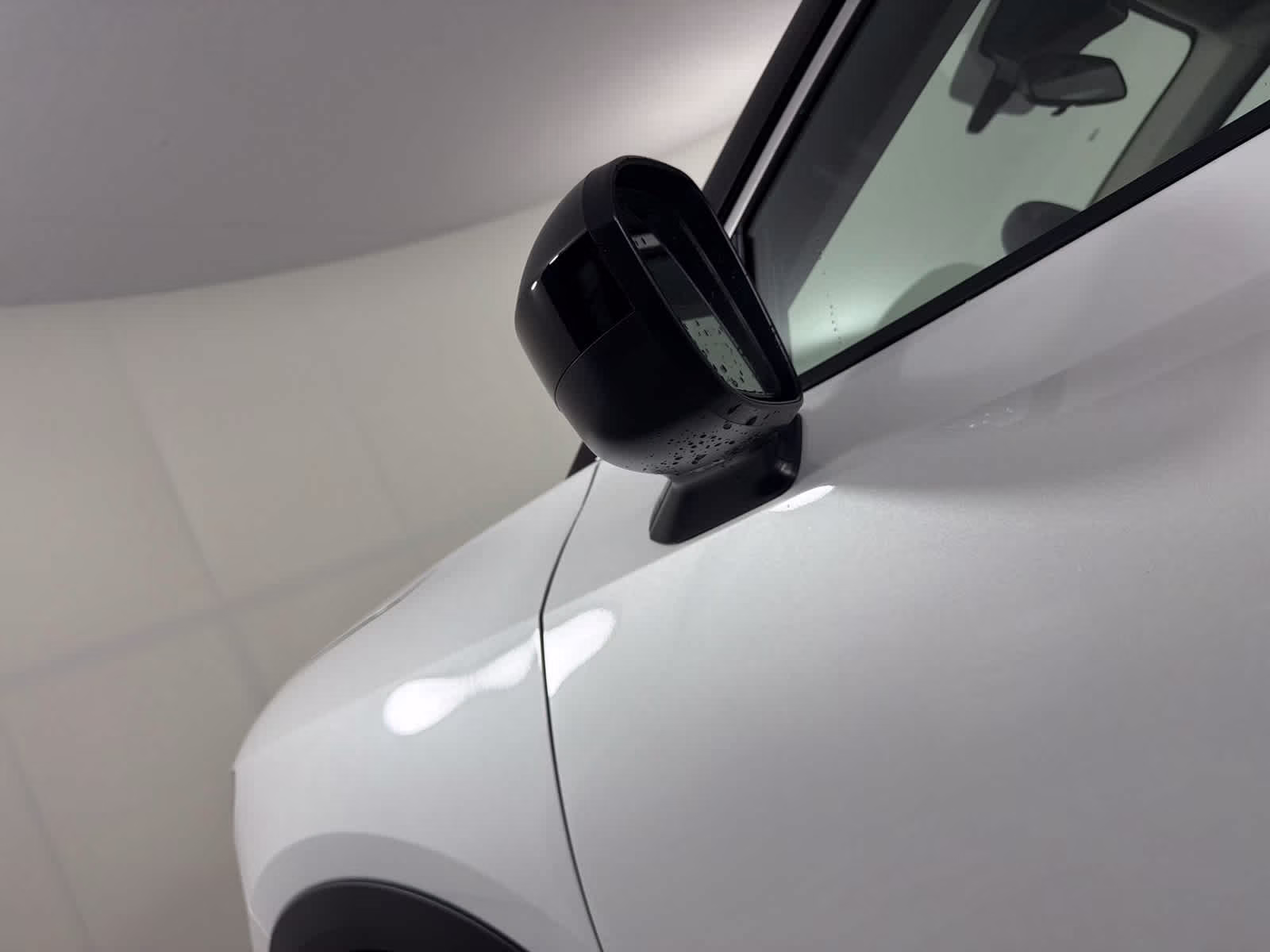 2026 Aspen White Tricoat/Super Black Nissan Kicks SV FWD SUV