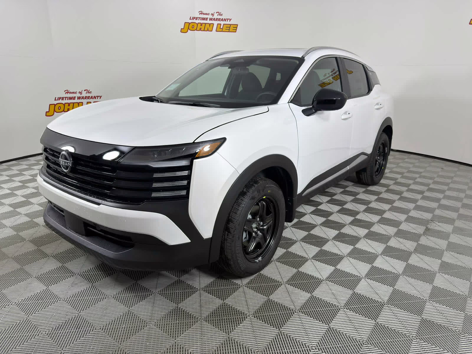 2026 Aspen White Tricoat Nissan Kicks SV FWD SUV