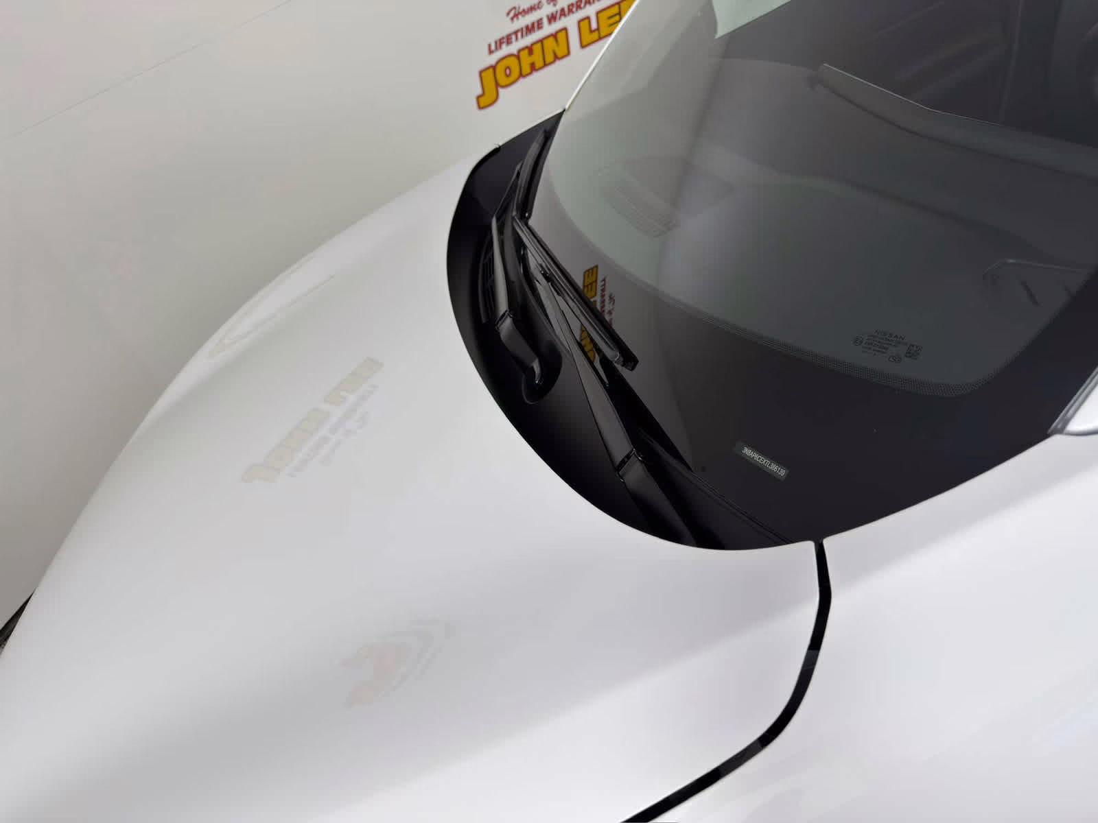 2026 Aspen White Tricoat Nissan Kicks SV FWD SUV