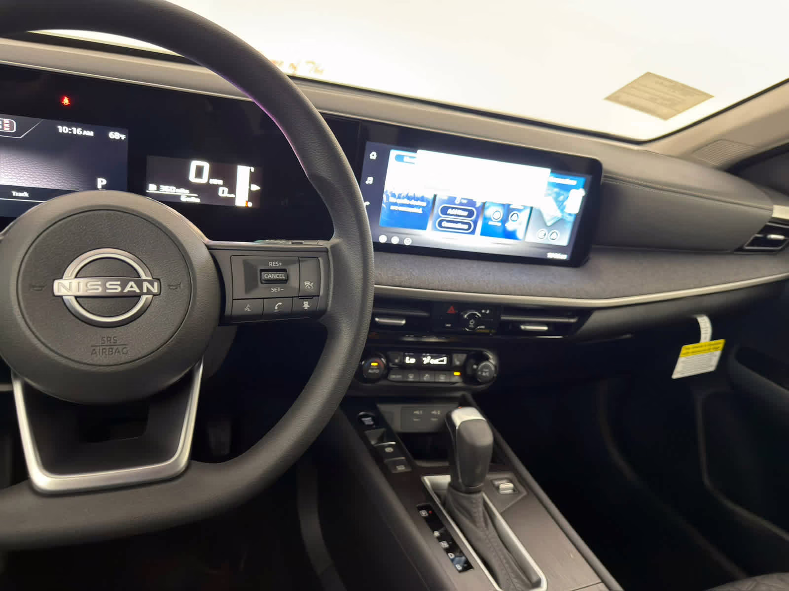 2026 Aspen White Tricoat Nissan Kicks SV FWD SUV