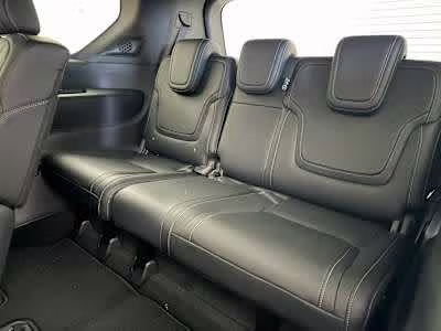 2026 Aspen White Tricoat/Super Black Nissan Armada PRO-4X 4X4 SUV