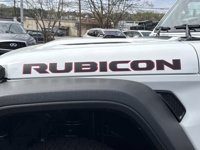 2024 White Jeep Wrangler Rubicon 4X4 Convertible