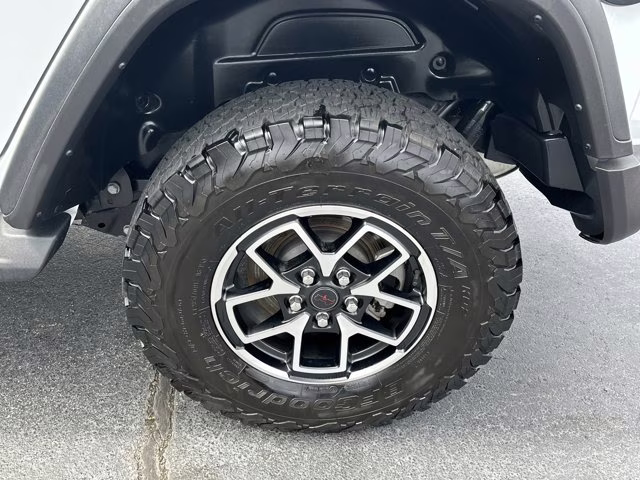 2024 White Jeep Wrangler Rubicon 4X4 Convertible