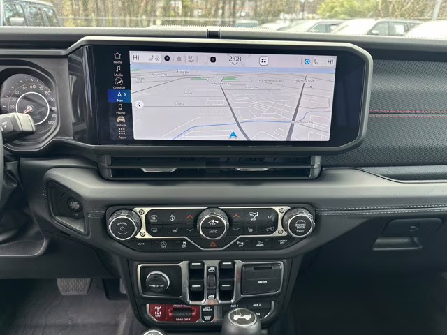 2024 White Jeep Wrangler Rubicon 4X4 Convertible